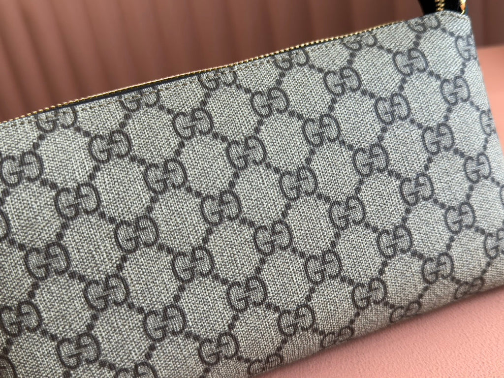 Gucci Rubber Effect Small Wallet On Chain 22.5 in Beige and Dark Brown Calfskin
