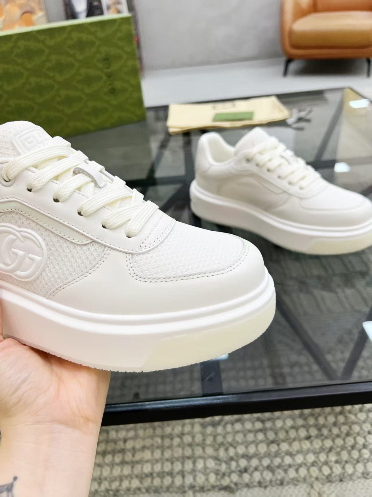 Gucci White Low-Top Sneakers — detail