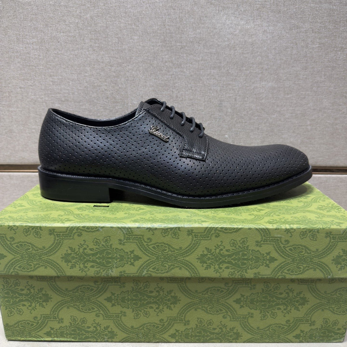 Gucci Black Perforated Lace-Up Shoes — side