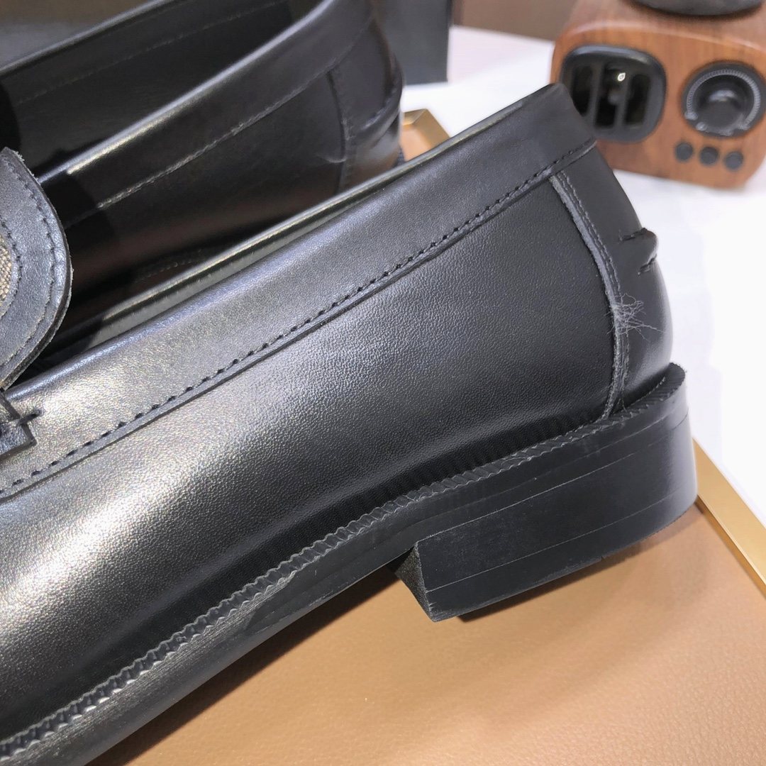 Fendi Black & Brown Monogram Loafers — detail