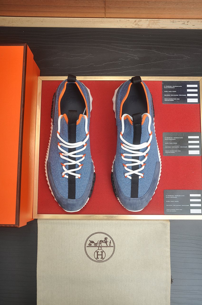 Hermès Light Gray Low-Top Sneakers — front